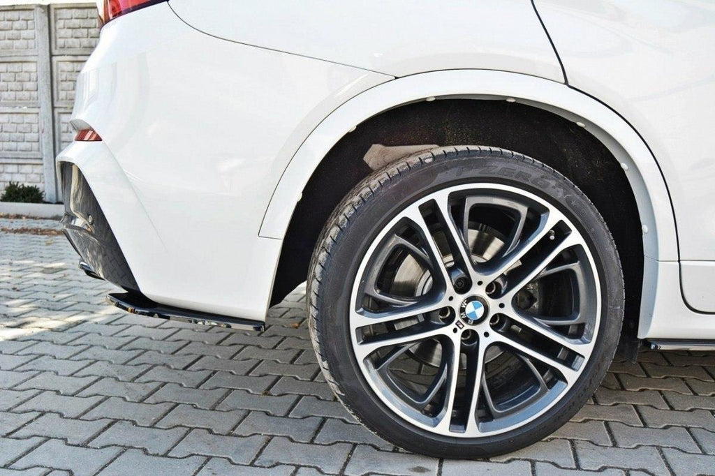 Maxton Design Heck Ansatz Flaps Diffusor passend für BMW X4 M Paket schwarz Hochglanz