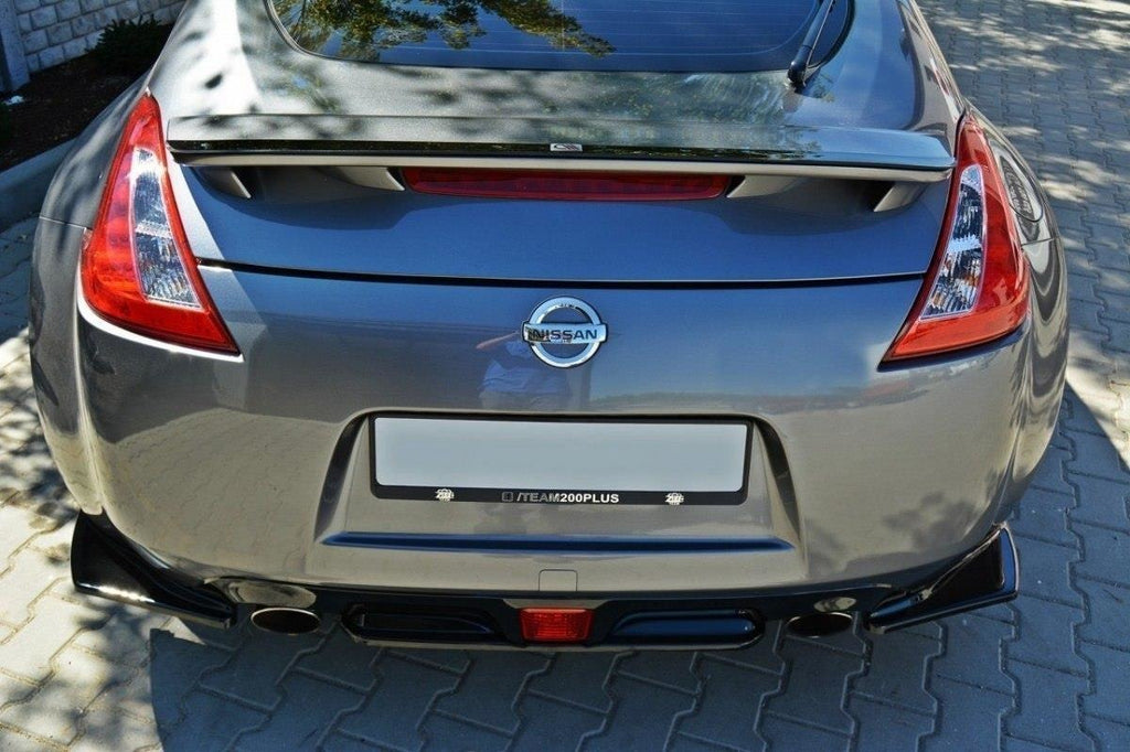 Maxton Design Mittlerer Diffusor Heck Ansatz passend für Nissan 370Z schwarz Hochglanz
