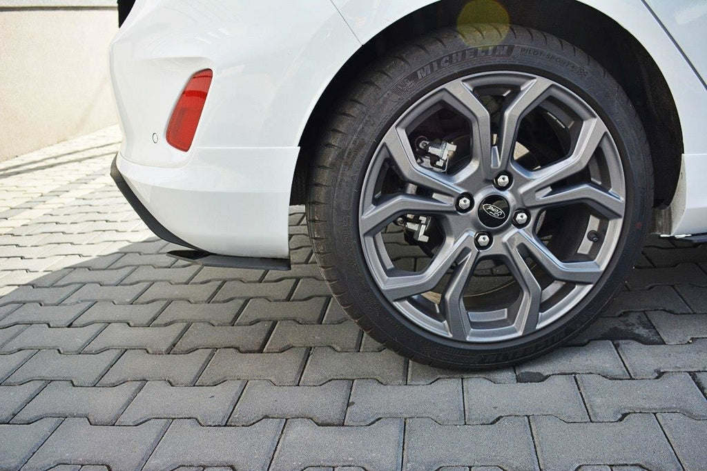 Maxton Design Heck Ansatz Flaps Diffusor passend für passend für Ford Fiesta Mk8 ST-Line