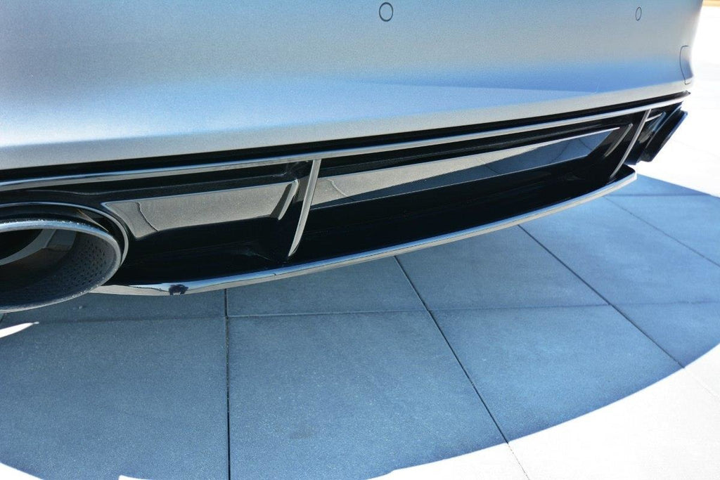 Maxton Design Mittlerer Diffusor Heck Ansatz passend für Audi RS7 Facelift schwarz Hochglanz