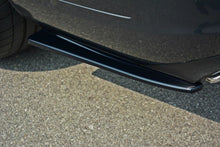 Laden Sie das Bild in den Galerie-Viewer, Maxton Design Heck Ansatz Flaps Diffusor passend für Mercedes E W212 schwarz Hochglanz