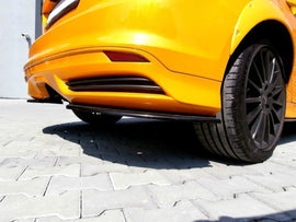 Maxton Design Heck Ansatz Flaps Diffusor passend für passend für Ford Focus ST Mk3 Hatchback schwarz Hochglanz