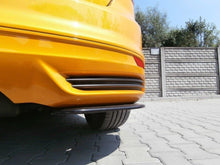 Laden Sie das Bild in den Galerie-Viewer, Maxton Design Heck Ansatz Flaps Diffusor passend für passend für Ford Focus ST Mk3 Hatchback schwarz Hochglanz