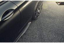 Laden Sie das Bild in den Galerie-Viewer, Vorsteiner Carbon Seitenschweller für BMW F12 M6