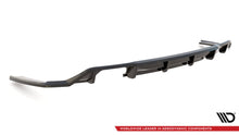 Laden Sie das Bild in den Galerie-Viewer, Maxton Design Mittlerer Diffusor Heck Ansatz DTM Look für BMW 2 M-Paket F22 schwarz Hochglanz