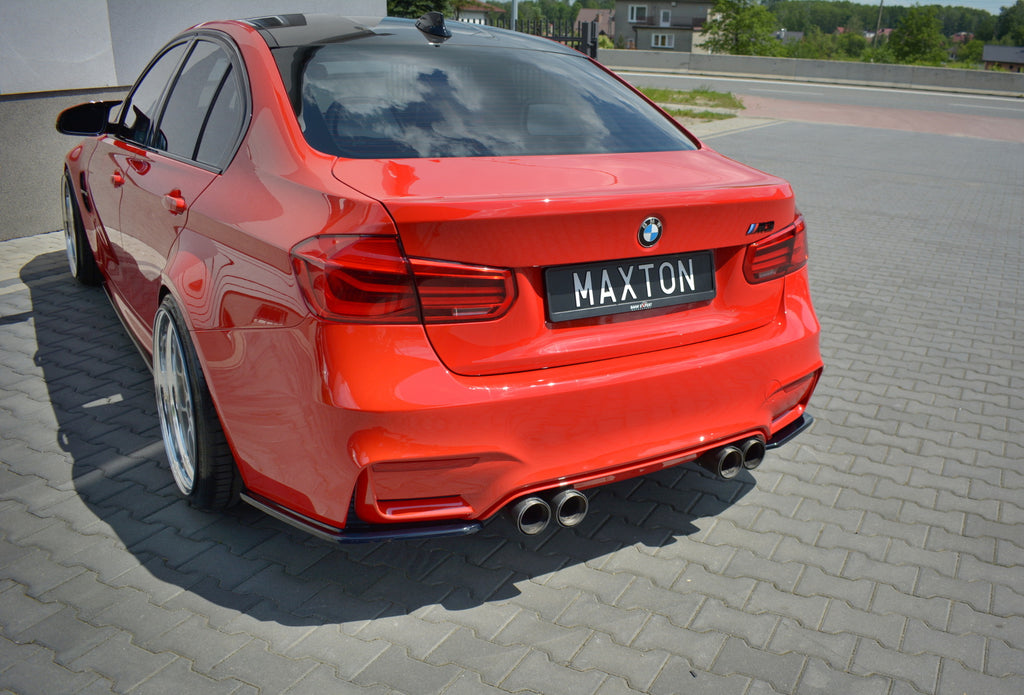 Maxton Design Heck Ansatz Flaps Diffusor passend für V.1 BMW M3 F80 schwarz Hochglanz