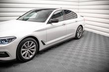Laden Sie das Bild in den Galerie-Viewer, Maxton Design Seitenschweller Ansatz für BMW 5er G30 schwarz Hochglanz