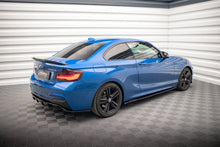 Laden Sie das Bild in den Galerie-Viewer, Maxton Design Seitenschweller Ansatz für BMW 2 M-Paket F22 schwarz Hochglanz