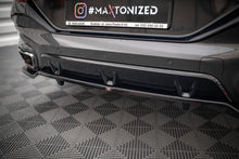 Laden Sie das Bild in den Galerie-Viewer, Maxton Design Mittlerer Diffusor Heck Ansatz DTM Look für V.3 BMW X6 M-Paket G06 schwarz Hochglanz
