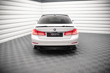 Laden Sie das Bild in den Galerie-Viewer, Maxton Design Mittlerer Diffusor Heck Ansatz für BMW 5er G30 schwarz Hochglanz
