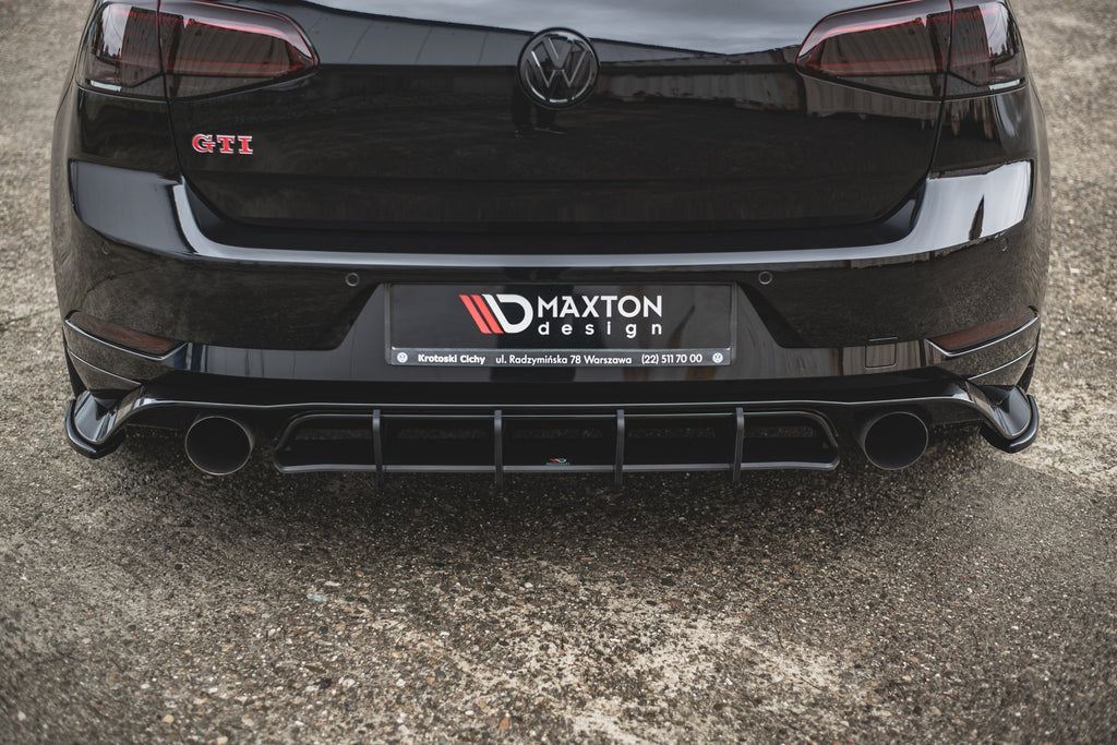 Maxton Design Robuste Racing Heckschürze passend für VW Golf 7 GTI TCR