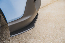 Laden Sie das Bild in den Galerie-Viewer, Maxton Design Robuster Racing Heck Ansatz Flaps Diffusor passend für Hyundai I30 N Mk3 Hatchback