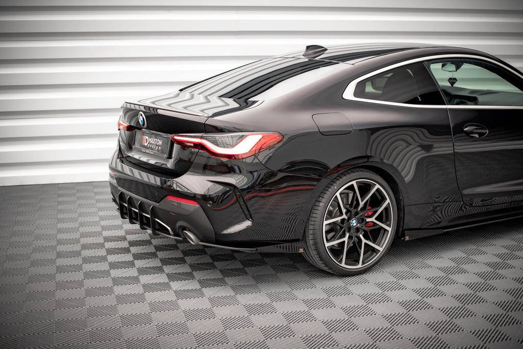 Maxton Design Hintere Seiten Flaps für BMW 4er M-Paket G22 schwarz Hochglanz