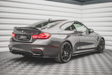 Laden Sie das Bild in den Galerie-Viewer, Maxton Design Seitenschweller Ansatz für V.2 für BMW M4 F82 schwarz Hochglanz