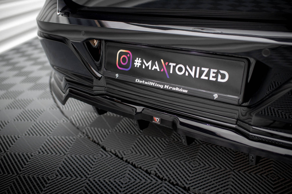 Maxton Design Mittlerer Diffusor Heck Ansatz DTM Look für BMW 7 M-Paket G70 schwarz Hochglanz