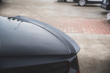 Laden Sie das Bild in den Galerie-Viewer, Maxton Design Spoiler CAP für BMW 7 M-Paket G11 schwarz Hochglanz