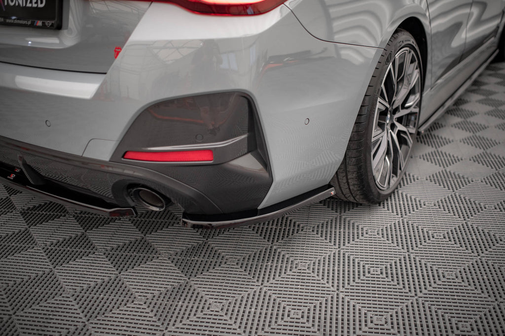 Maxton Design Heck Ansatz Flaps Diffusor V.1 für BMW 4er Gran Coupe M-Paket G26 schwarz Hochglanz