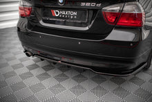 Laden Sie das Bild in den Galerie-Viewer, Maxton Design Mittlerer Diffusor Heck Ansatz DTM Look für BMW 3er Limousine E90 schwarz Hochglanz