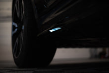 Laden Sie das Bild in den Galerie-Viewer, Maxton Design Seitenschweller Ansatz für BMW X7 M G07 schwarz Hochglanz