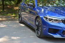 Laden Sie das Bild in den Galerie-Viewer, Maxton Design Seitenschweller Ansatz passend für BMW M5 F90 schwarz Hochglanz