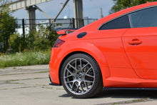 Laden Sie das Bild in den Galerie-Viewer, Maxton Design Heck Ansatz Flaps Diffusor passend für Audi TT RS 8S schwarz Hochglanz