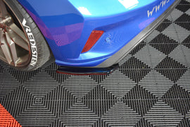 Maxton Design Heck Ansatz Flaps Diffusor passend für V.1 Ford Focus ST-Line schwarz Hochglanz