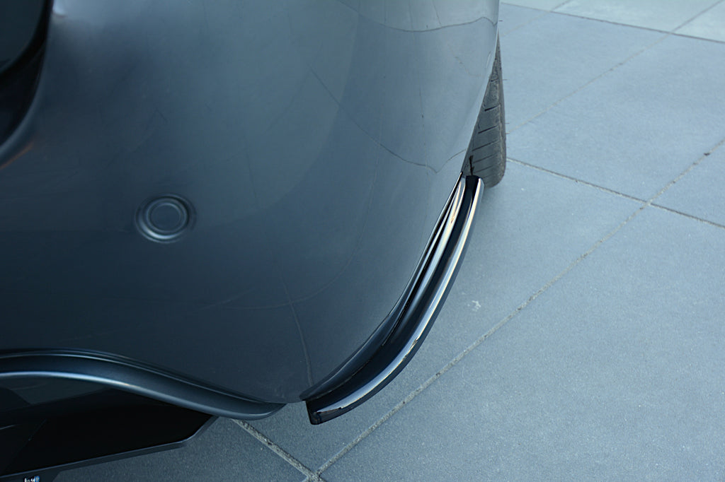 Maxton Design Heck Ansatz Flaps Diffusor passend für BMW 5er E60/E61 M Paket schwarz Hochglanz
