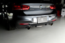 Laden Sie das Bild in den Galerie-Viewer, 3DDesign Carbon Diffusor (2 Finnen) für BMW F20 LCI M-Paket