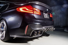 Laden Sie das Bild in den Galerie-Viewer, 3DDesign Carbon Diffusor-Finnen für BMW F90 M5