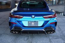 Laden Sie das Bild in den Galerie-Viewer, 3DDesign Carbon Diffusor für BMW G14 G15 M850i (OE Auspuff)