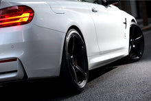 Laden Sie das Bild in den Galerie-Viewer, 3DDesign Carbon Seitenschweller für BMW 4er F82 F83 M4
