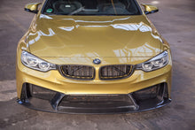 Laden Sie das Bild in den Galerie-Viewer, 3DDesign Carbon Frontschürze für BMW F82 M4