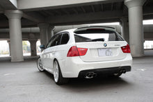 Laden Sie das Bild in den Galerie-Viewer, 3DDesign Carbon Dach- Spoiler für BMW 3er E91