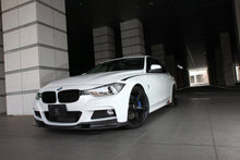 Laden Sie das Bild in den Galerie-Viewer, 3DDesign Carbon Frontlippe für BMW 3er F30 F31 mit M-Paket