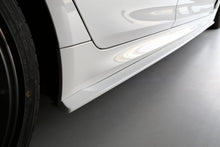 Laden Sie das Bild in den Galerie-Viewer, 3DDesign GFK Seitenschweller für BMW G30 G31 mit M-Paket