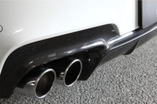 Laden Sie das Bild in den Galerie-Viewer, 3DDesign Carbon Diffusor für BMW 6er F06 F12 F13 mit M-Paket
