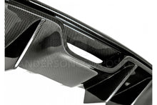Laden Sie das Bild in den Galerie-Viewer, Anderson Composites Carbon Diffusor für Ford Mustang - AR