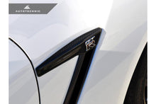 Laden Sie das Bild in den Galerie-Viewer, Autotechnic Dry Carbon Kotflügelblenden für Nissan R35 GT-R 2015+