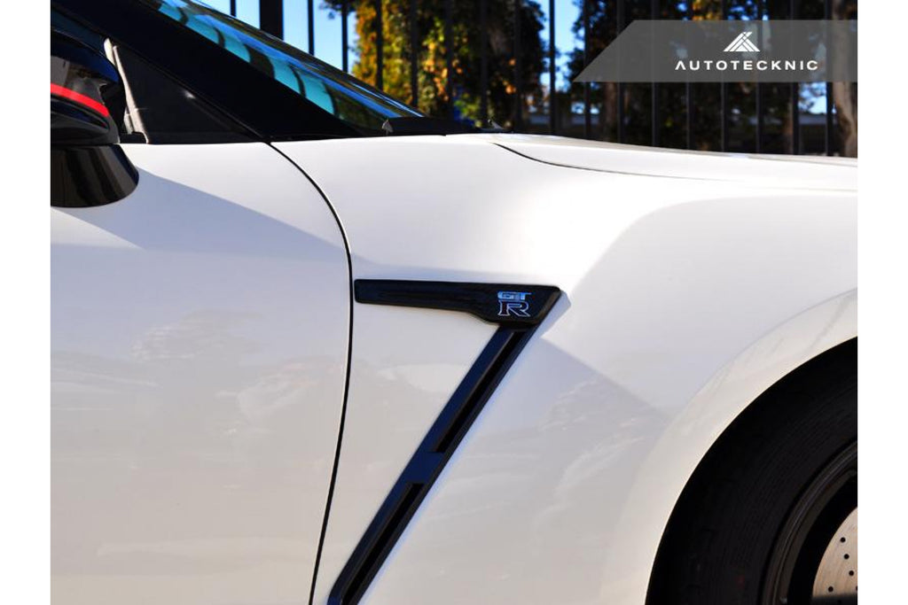 Autotechnic Dry Carbon Kotflügelblenden für Nissan R35 GT-R 2015+