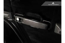 Laden Sie das Bild in den Galerie-Viewer, AutoTecknic Dry Carbon Türgriffverkleidunge für Mercedes-Benz W463 G-Klasse