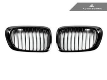 Laden Sie das Bild in den Galerie-Viewer, AutoTecknic Glazing Black Kühlergrill für E46 Coupe Vorfacelift