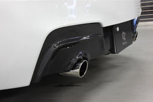 Laden Sie das Bild in den Galerie-Viewer, 3DDesign Carbon Diffusor für BMW 1er F20 mit M-Paket