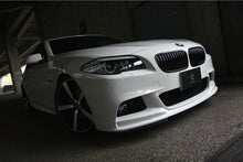 Laden Sie das Bild in den Galerie-Viewer, 3DDesign Carbon Frontsplitter für BMW 5er F10 F11 mit M-Paket