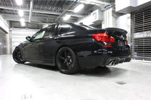 Laden Sie das Bild in den Galerie-Viewer, 3DDesign Carbon Seitenschweller für BMW 5er F10 mit M-Paket M5