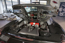 Laden Sie das Bild in den Galerie-Viewer, Capristo Carbon Motorverkleidung für Ferrari 458 Spider