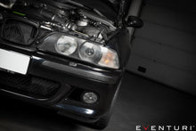 Laden Sie das Bild in den Galerie-Viewer, Eventuri Carbon Ansaugsystem für BMW E39 M5