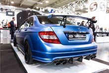 Laden Sie das Bild in den Galerie-Viewer, Boca Carbon Diffusor Race für Mercedes Benz W204 C63 AMG