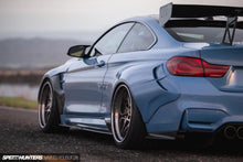 Laden Sie das Bild in den Galerie-Viewer, PSM Dynamic GFK Widebody Kotflügelerweiterungen für BMW 4er F82 M4
