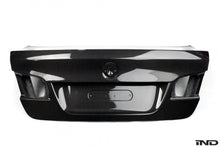 Laden Sie das Bild in den Galerie-Viewer, RKP Carbon Heckdeckel GT Style für BMW F10 M5 Limo