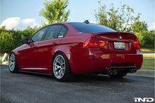 Laden Sie das Bild in den Galerie-Viewer, RKP Carbon Heckdeckel SPORT für BMW E90 Limo Carbon/GFK GT-Style